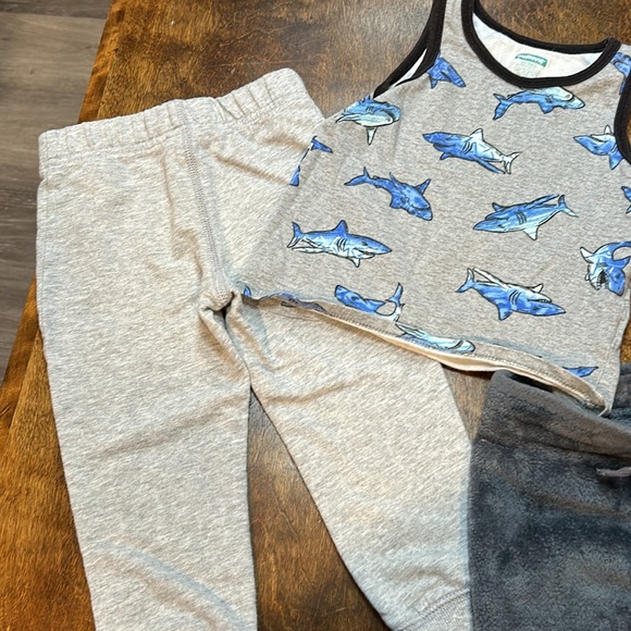 Bundle 2T 4pieces - Picture 5 of 12